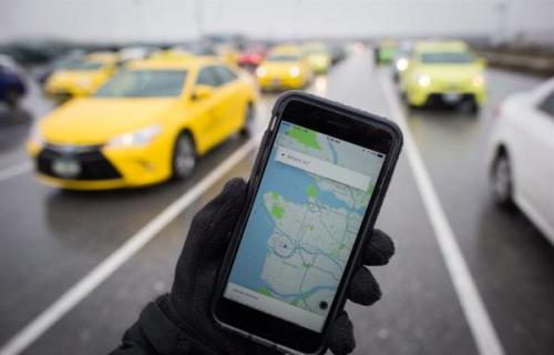 تاکسی های اینترنتی که مشکل پول خرد را حل کردند
