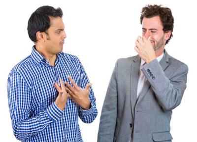 دلیل بوی بد دهان چیست؟