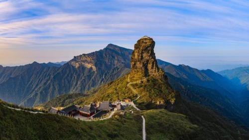 کوه فانجینگ ، سرزمین شگفت انگیز و مسحورکننده خدایان بودایی