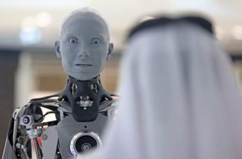 فیلم ، عربی حرف زدن پیشرفته ترین ربات انسان نمای دنیا